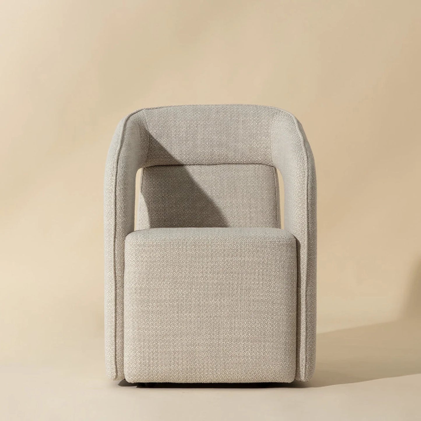 Luxury Wheeled Fabric Dining Armchair European Style for Villa