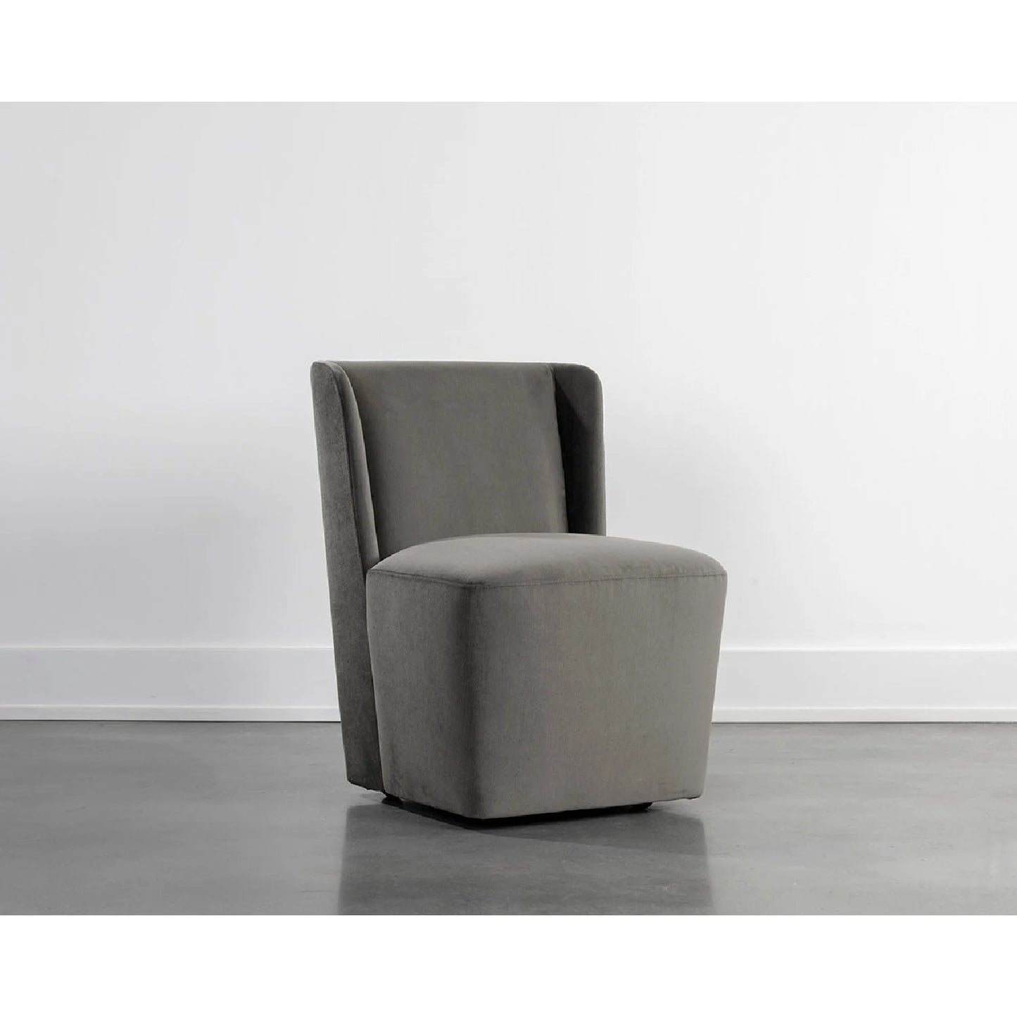 Luxury Wheeled Modern Dining Chair European Style for Villa