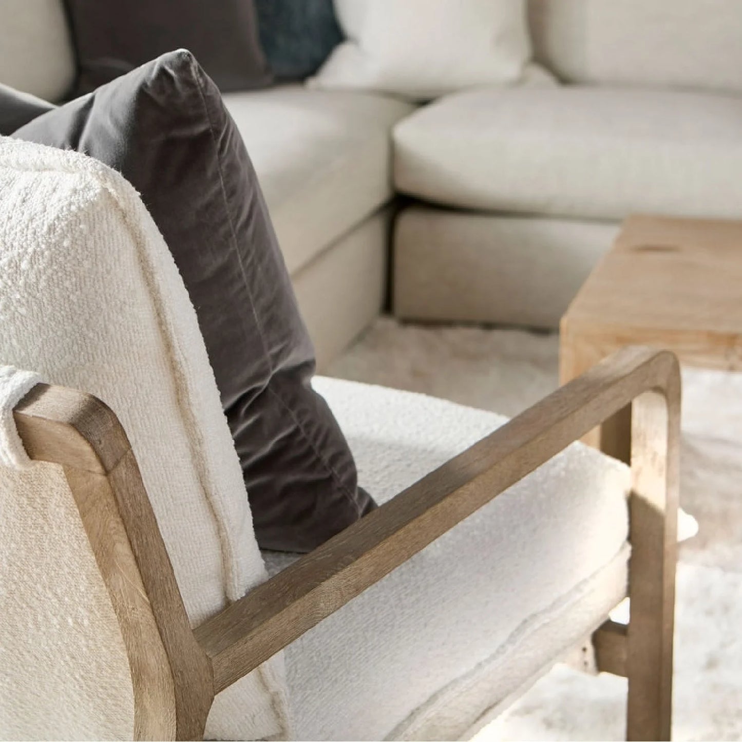 Luxury White Boucle Cushioned Club Chair Modern Italian Style for Villa