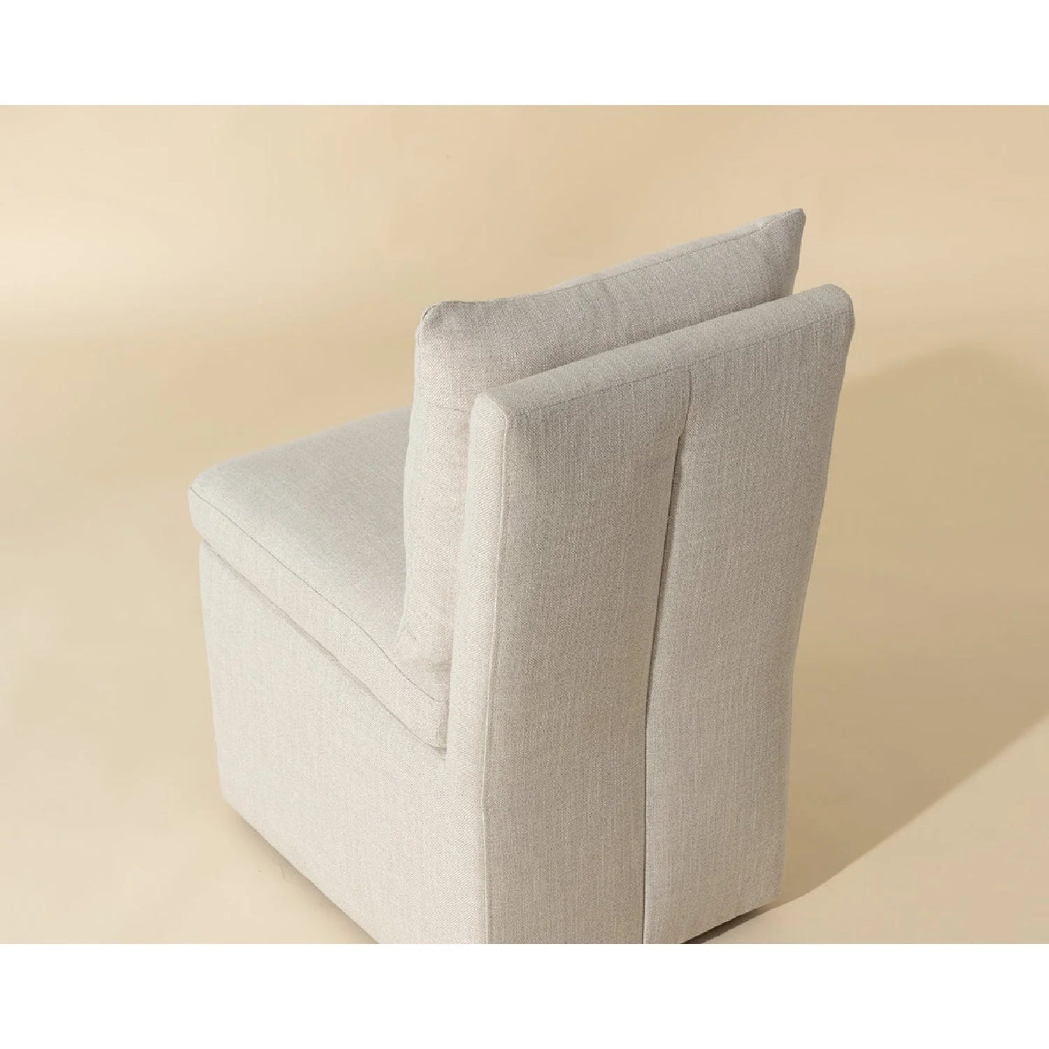 Luxury White Linen Wheeled Dining Chair European Style for Villa