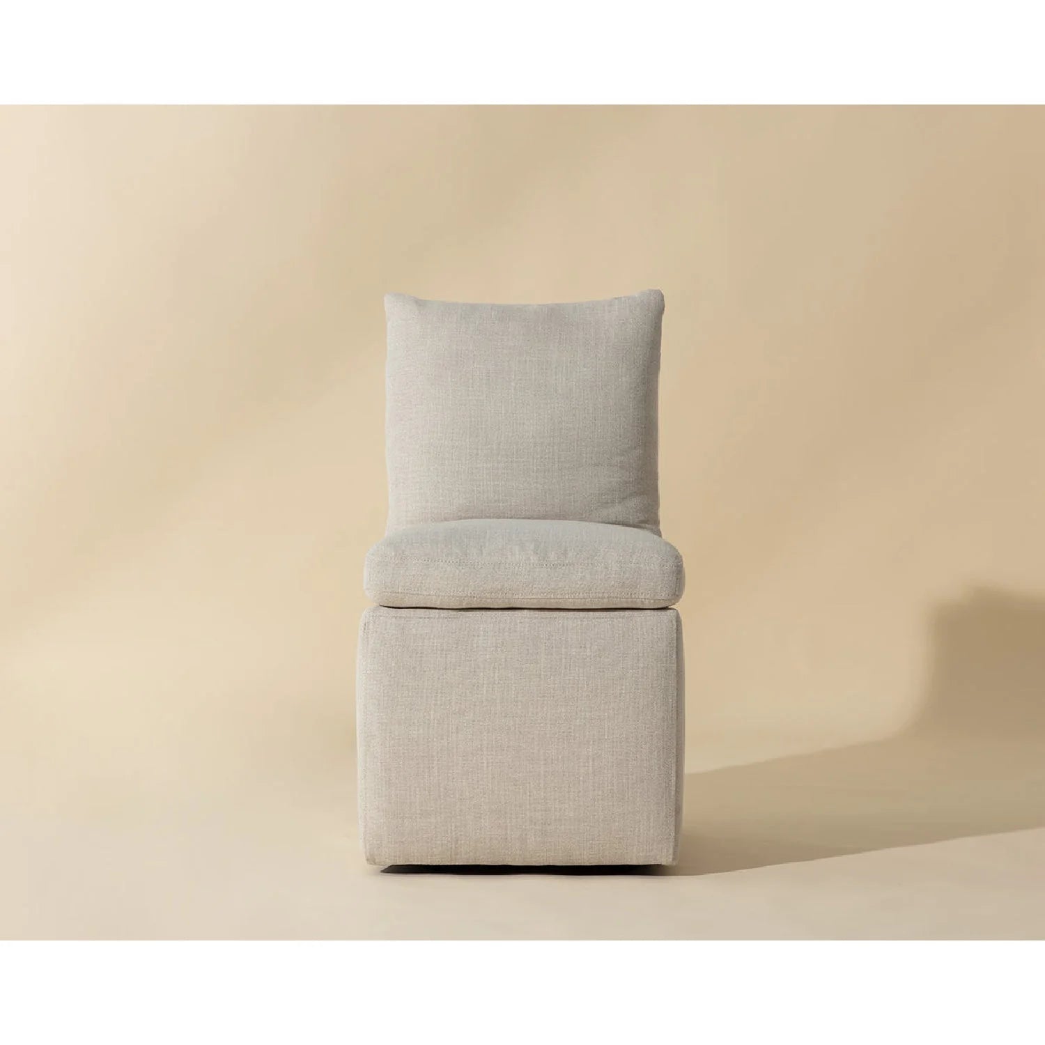 Luxury White Linen Wheeled Dining Chair European Style for Villa