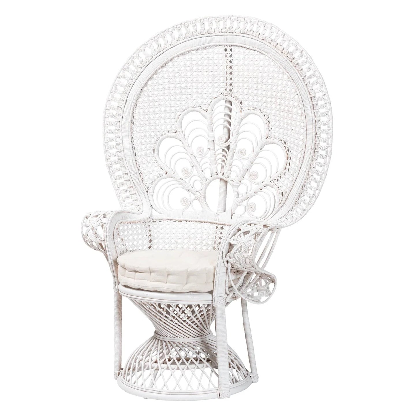 Luxury White Rattan Peacock Lounge Chair Modern Italian Style for Villa