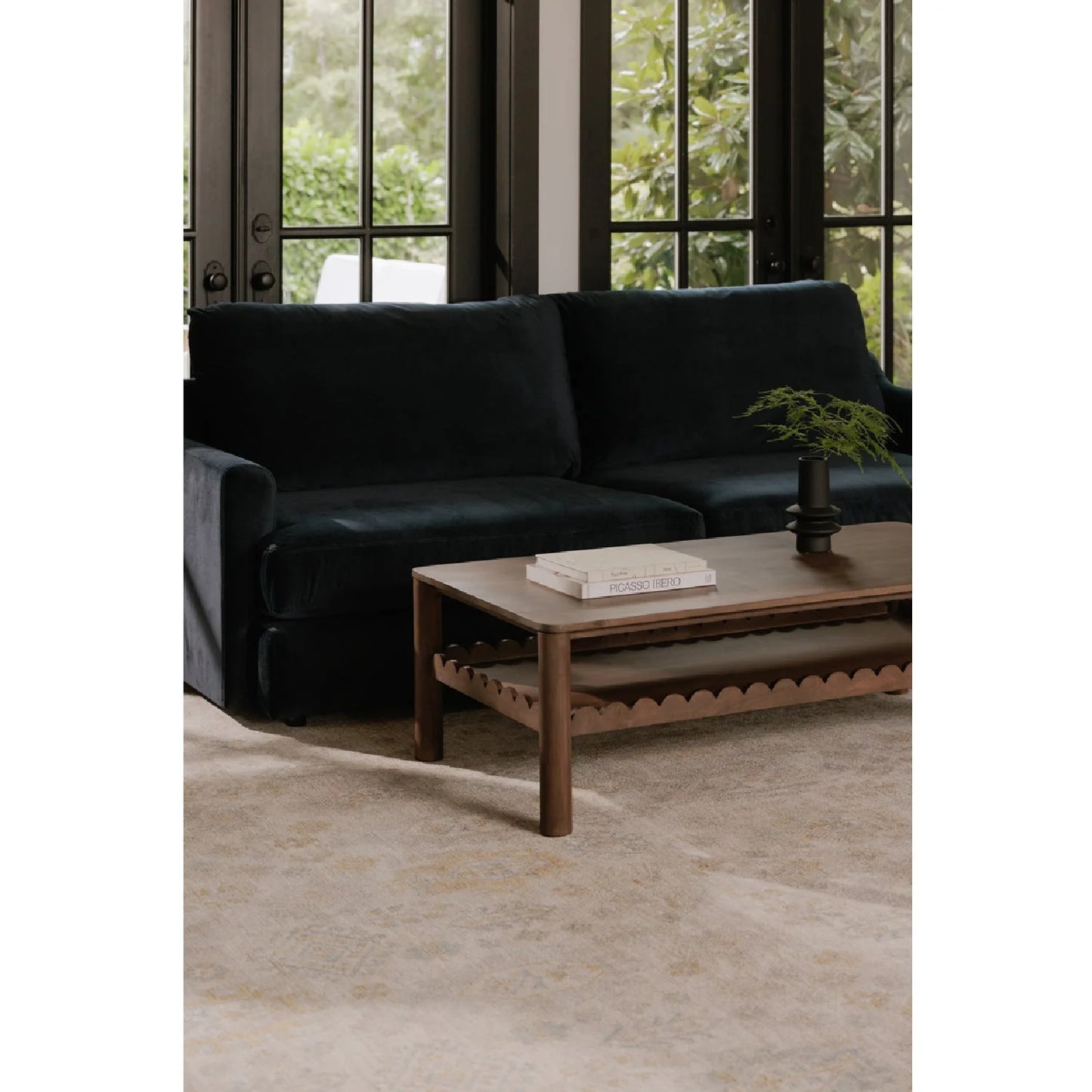 Luxury Wiley Scalloped Wooden Coffee Table Modern Italian Style for Villa