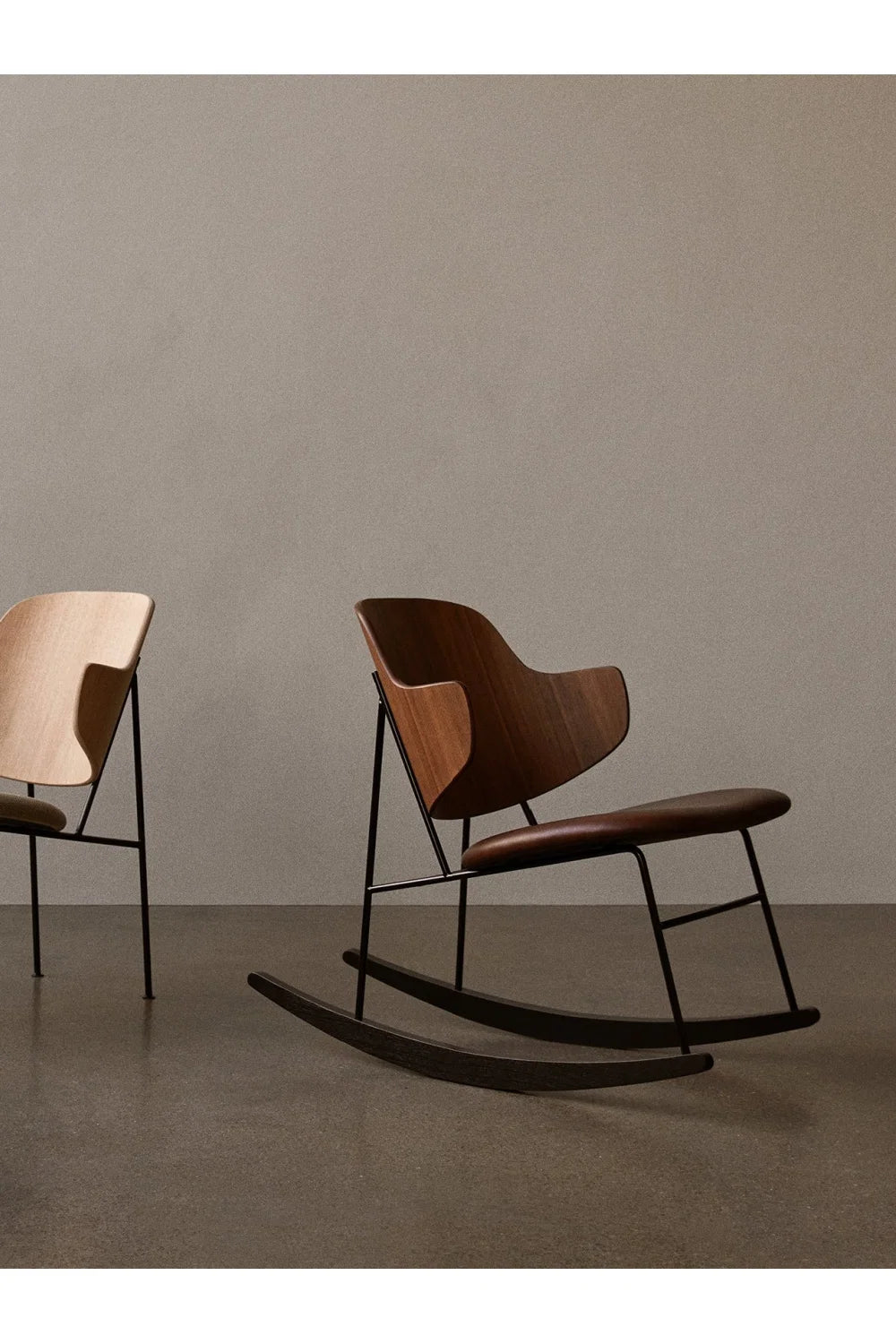 Luxury Wood Back Rocking Chair Modern Italian Style for Villa