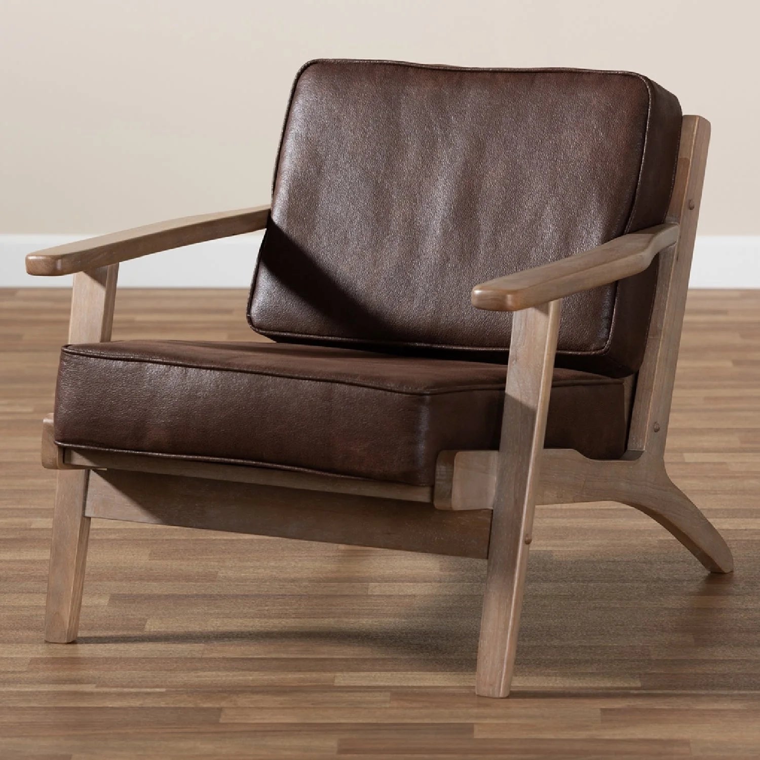 Luxury Wood Framed Lounge Chair Modern Italian Style for Villa