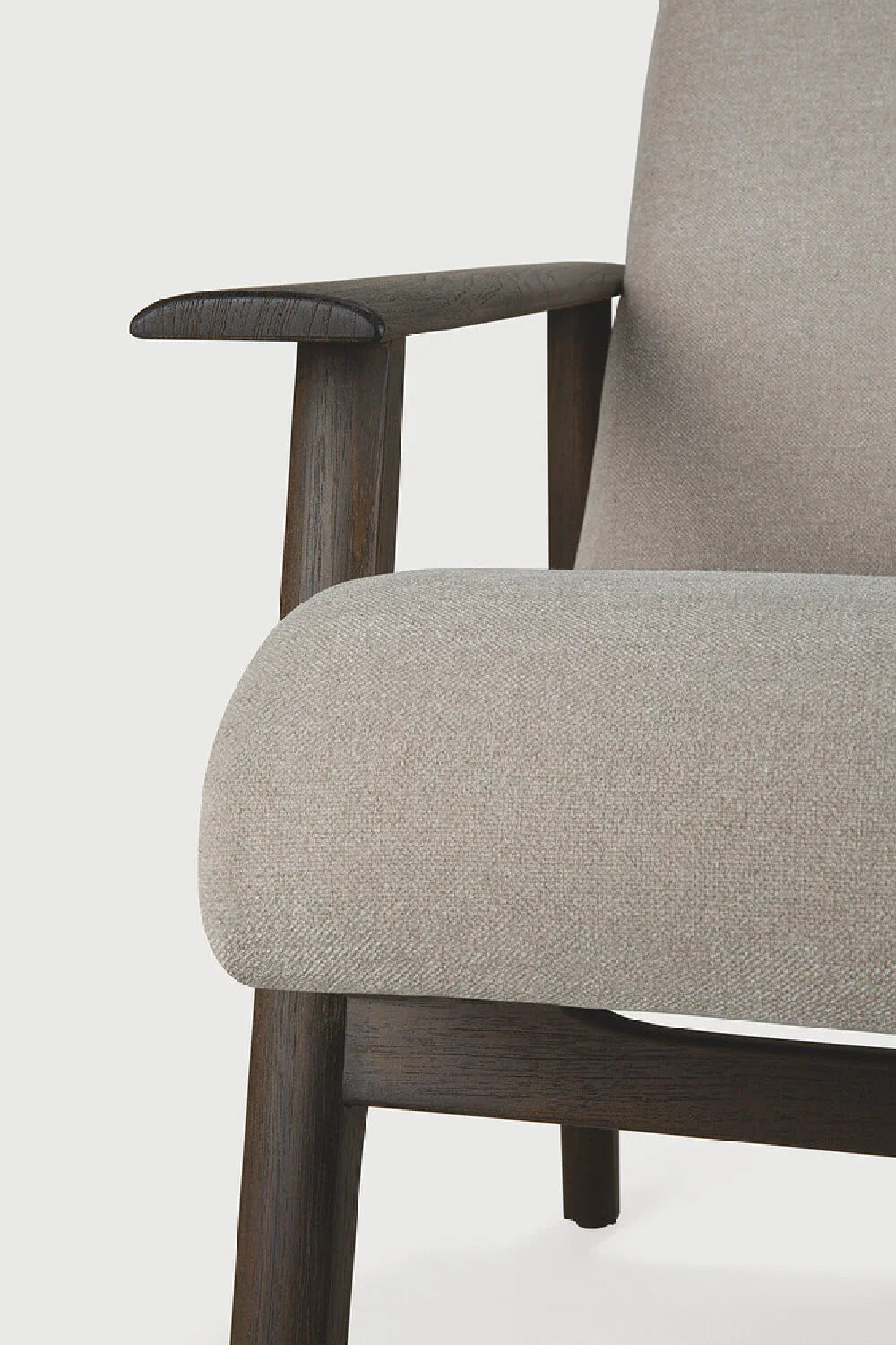 Luxury Wood Framed Lounge Chair Modern Italian Style for Villa