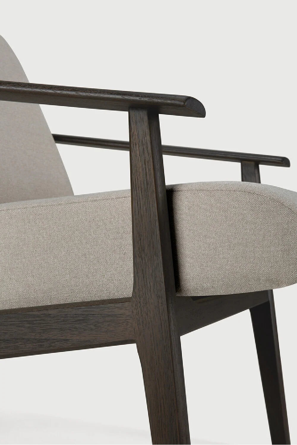 Luxury Wood Framed Lounge Chair Modern Italian Style for Villa