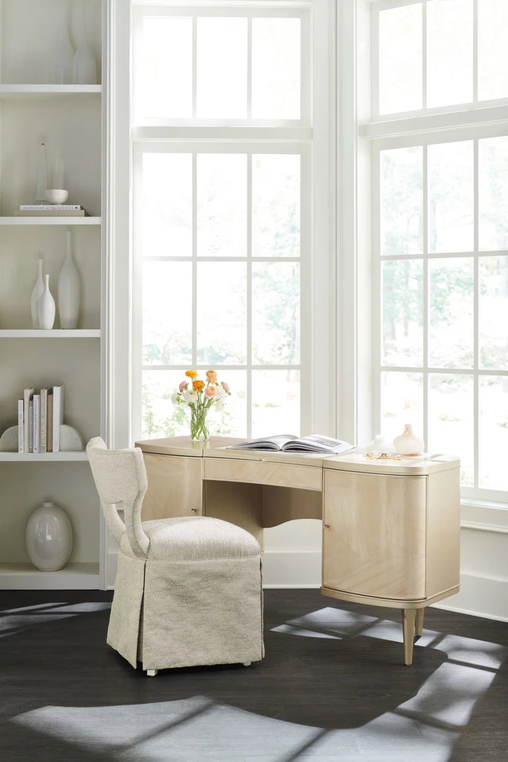 Luxury Wood Modern Vanity Table European Style for Villa