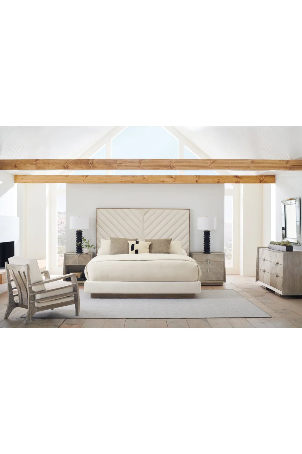 Luxury Wooden Cushioned Lounge Chair Modern Italian Style for Villa
