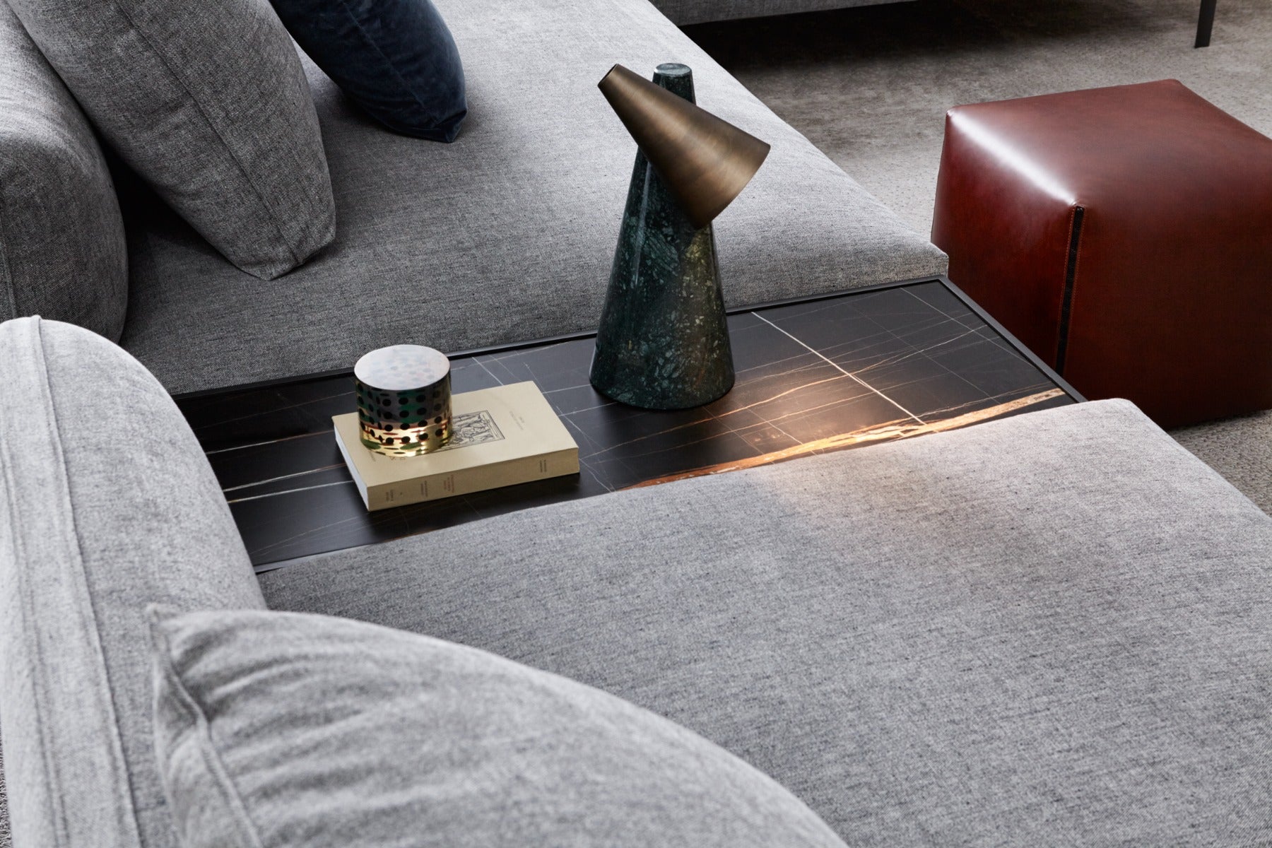 Luxury Paul Modular Sofa Modern Italian Style for Villa