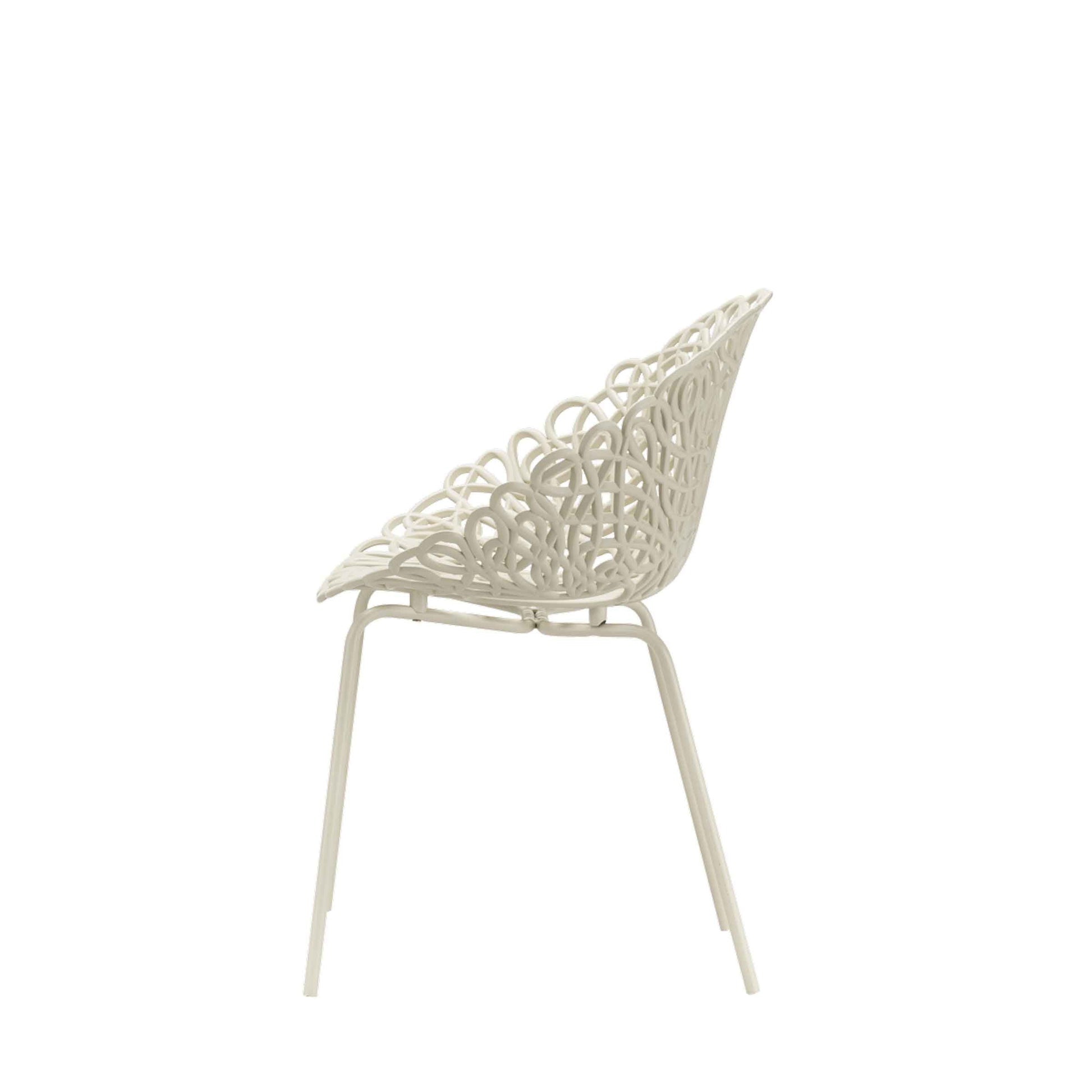 Bacana Outdoor Chair – Contemporary Polypropylene Seating by Qeeboo