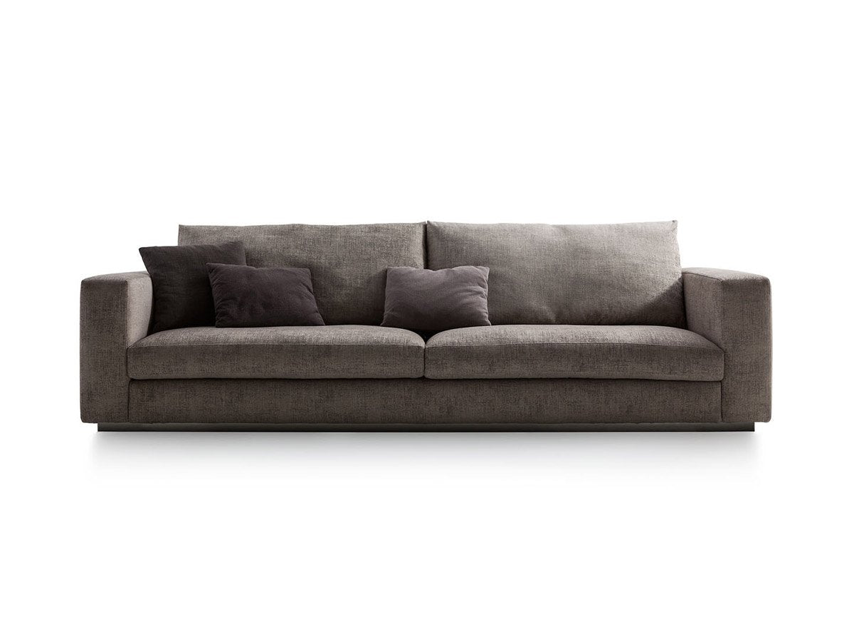 Luxury Reversi 14 Modular Sofa Modern Italian Style for Villa