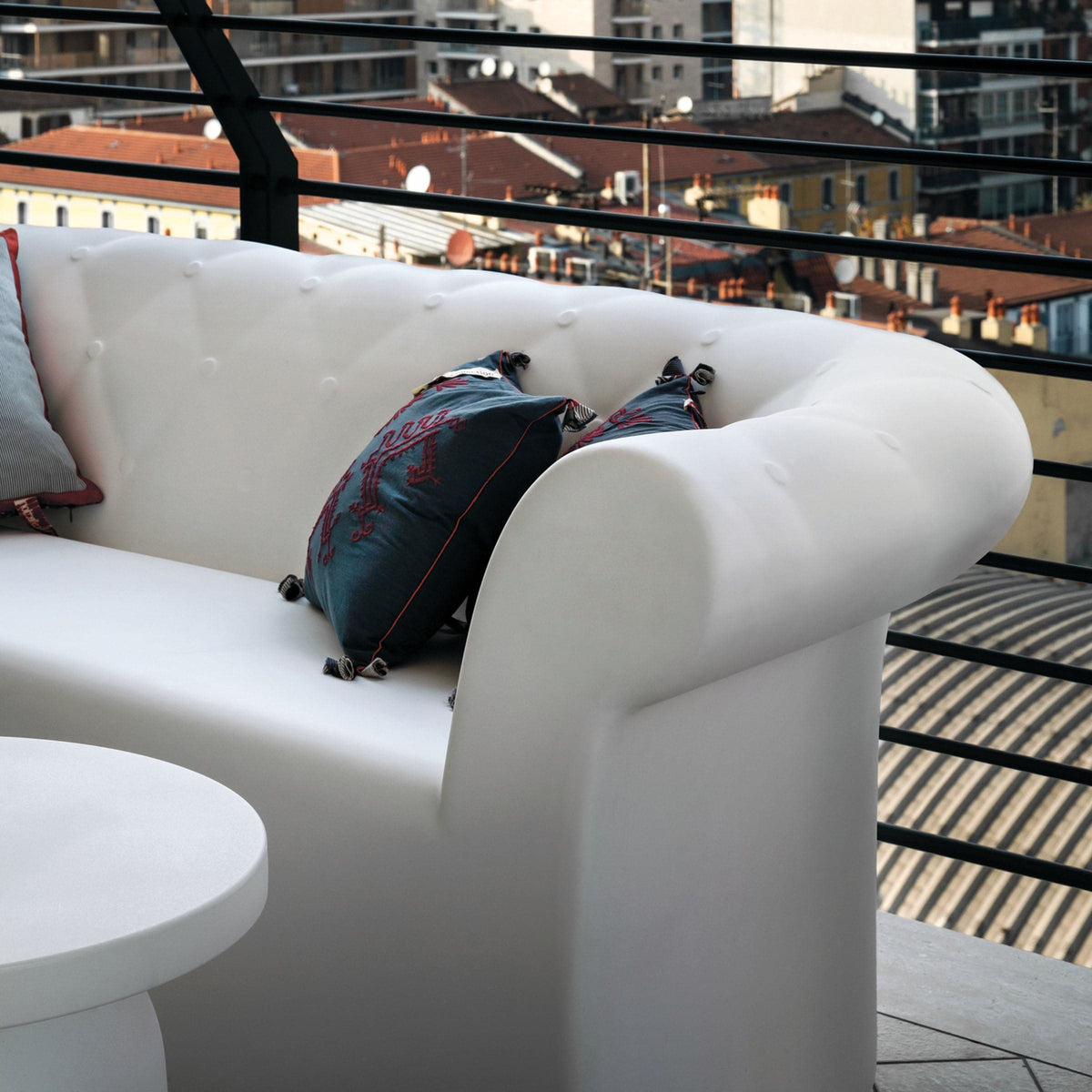 Luxury SIRCHESTER Outdoor Sofa Modern Italian Style for Villa