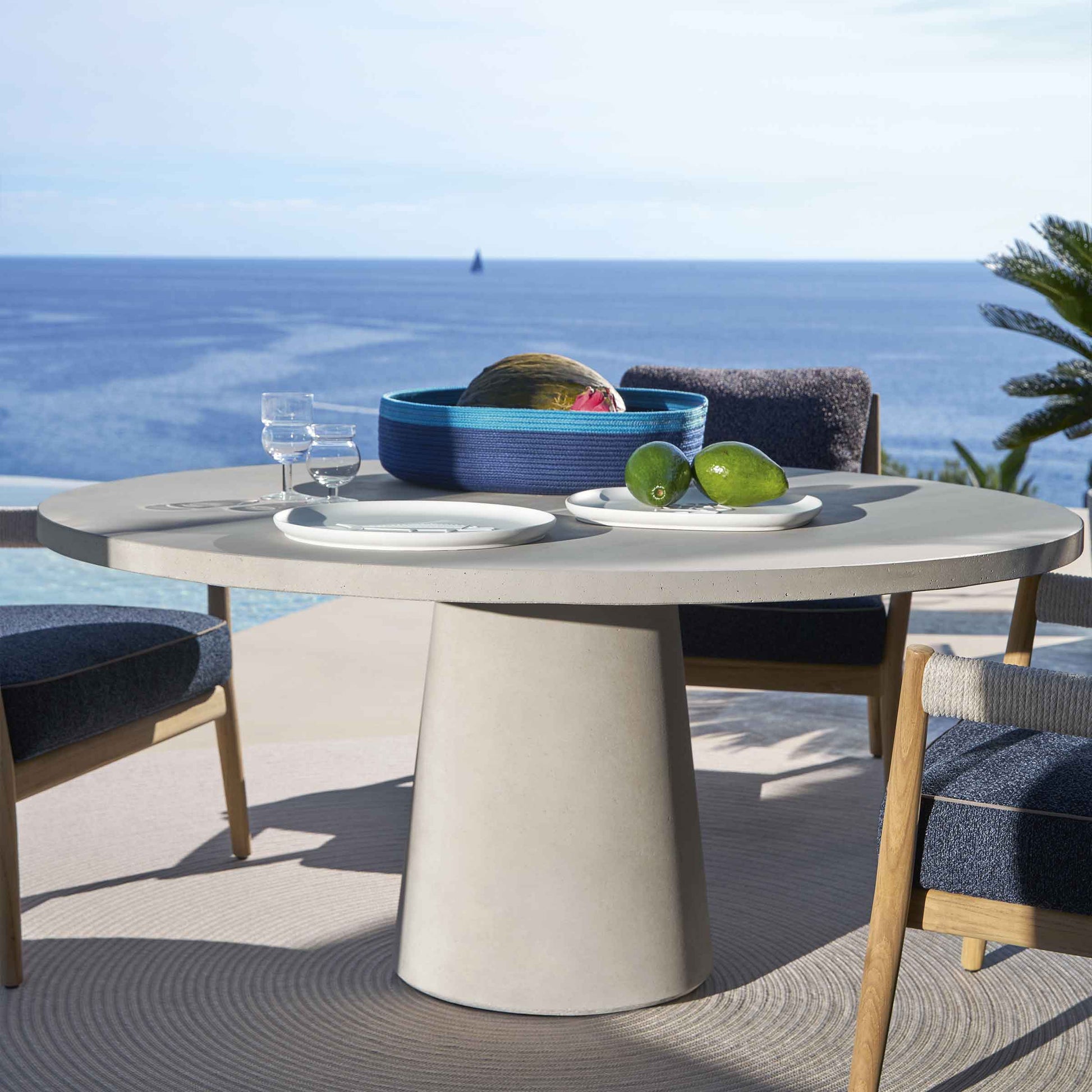 Outdoor Dining Table - Conical Base - Natural Teak - Italian Designer