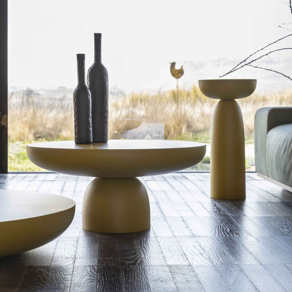 Luxury Round Solid Wood Coffee Table Modern Italian Style for Villa